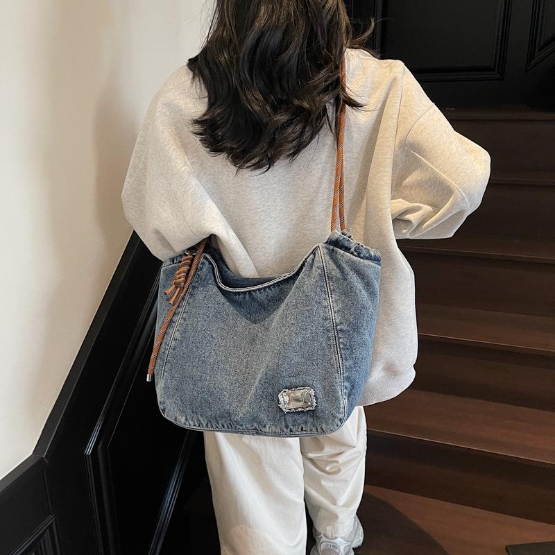 Korean Version Large Capacity Bag, New Fashionable Denim Single Shoulder Crossbody Bag, Casual Commuting Tote Bag