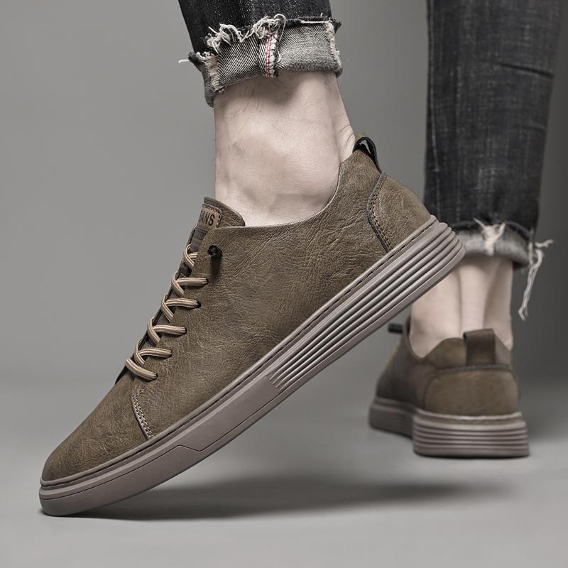 Fashion New Men Fashion Casual Shoes Summer Genuine Leather Youth Trending Breathable Beige White Sneakers Male Leisure Skate Shoes Male