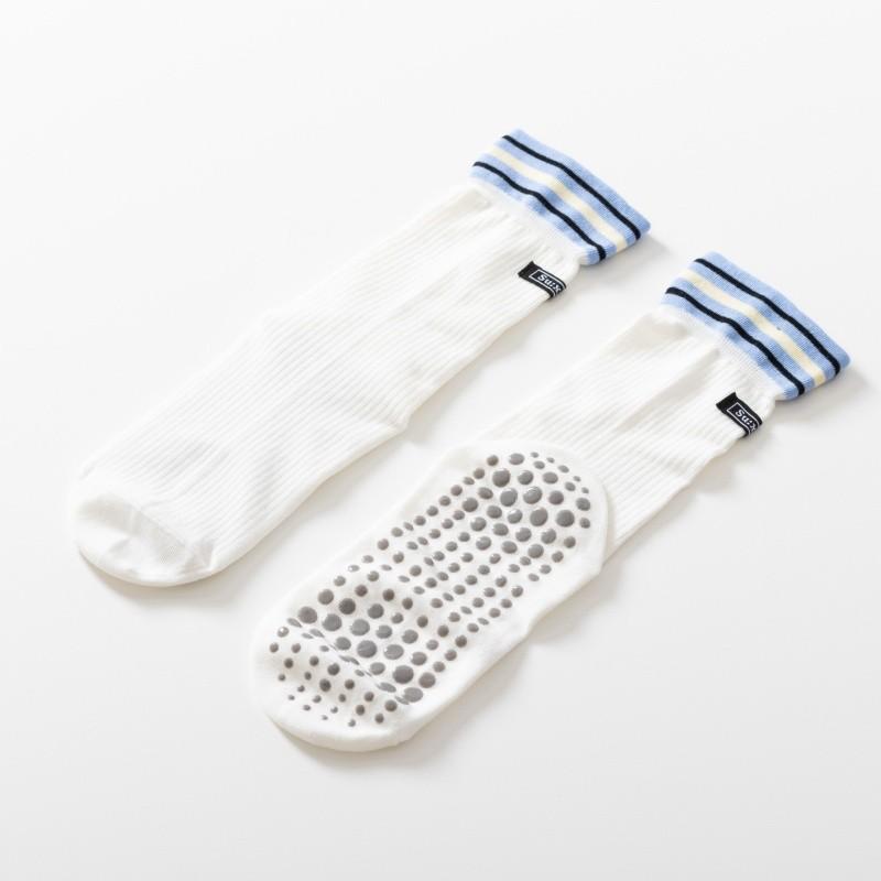 Women's Yoga Socks Moisture Wicking Sweat Wicking Anti Slip Breathable College Style Fashionable Mid Tube Yoga Dance Pilates Socks