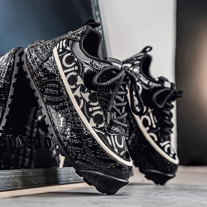 Fashion 2025 New Men's Classic Sneakers Youth Fashion Lightweight Casual Shoes High Lift Thick Bottom Height Increasing Running Shoes