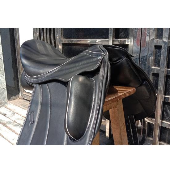Kožené drezurní monoflap sedlo s vyměnitelnými komorami, Velikost 17", 17.5", 18"