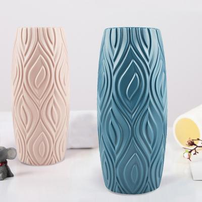 Váza na květiny Elegantní nerozbitná plastová kreativní váza se severským keramickým vzhledem na jídelní stůl