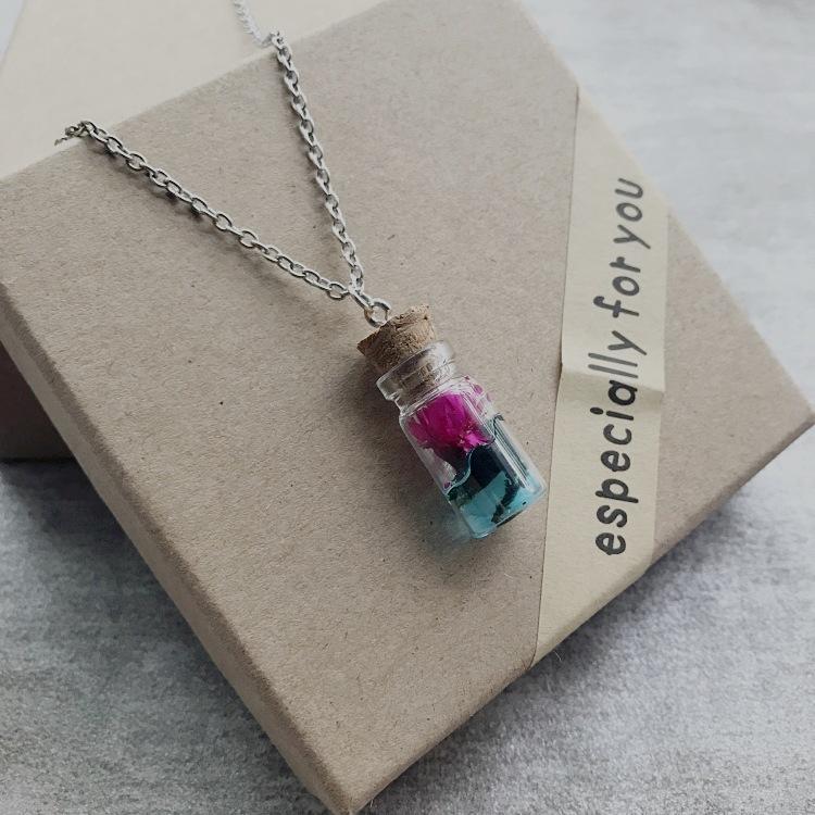 Retro and beautiful dandelion necklace plant dried flower glass ball pendant men's and women's collarbone sweater chain with accessories