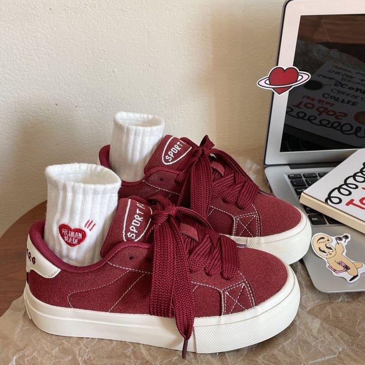 

Popular retro niche popular student casual chic women s shoes 2025 spring new ins trendy student board shoes 40