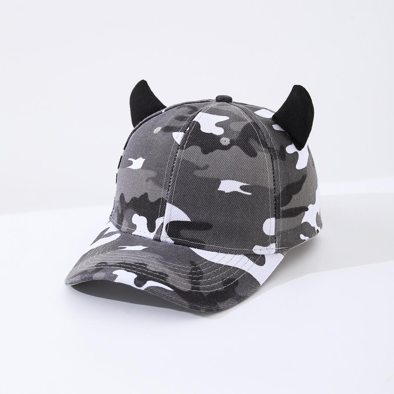 

Fashion Multicolor Camouflage Baseball Hat, Solid Hard Top, Fun Bull Horn Ears, Ideal for Outdoor Sun Protection One Size