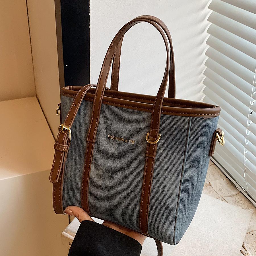 New Bag Women's Fashion Casual Versatile Messenger Bag Handbag