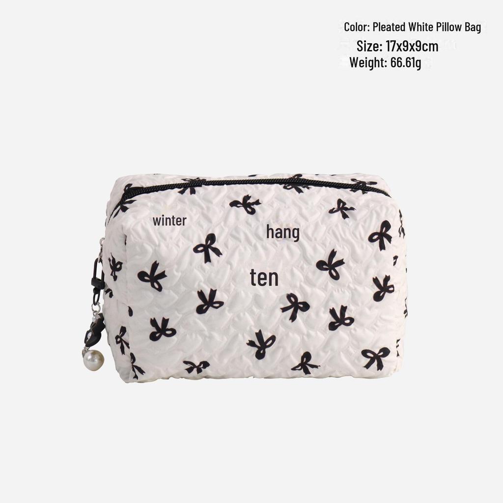 Kosmetisk väska med präglad plisserad rosett - Rymlig, exklusiv multifunktionell förvaring.