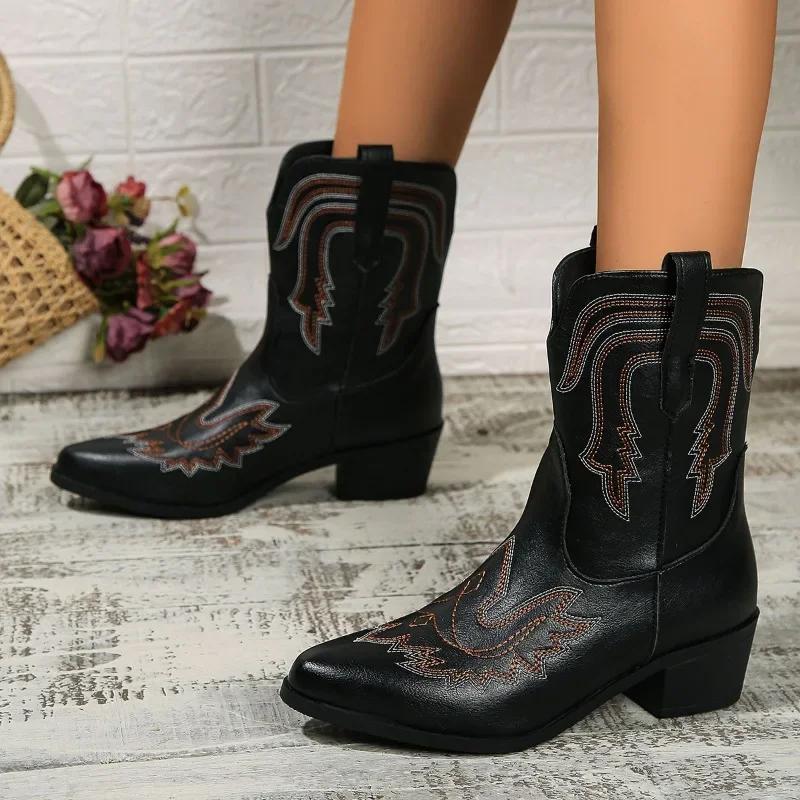 Fashion 2024 Fashion Women's Shoes Mid-Calf Women's Boots Hot Sale Embroidery Modern Boots Women New Slip-on Plus Size Shoes for Women
