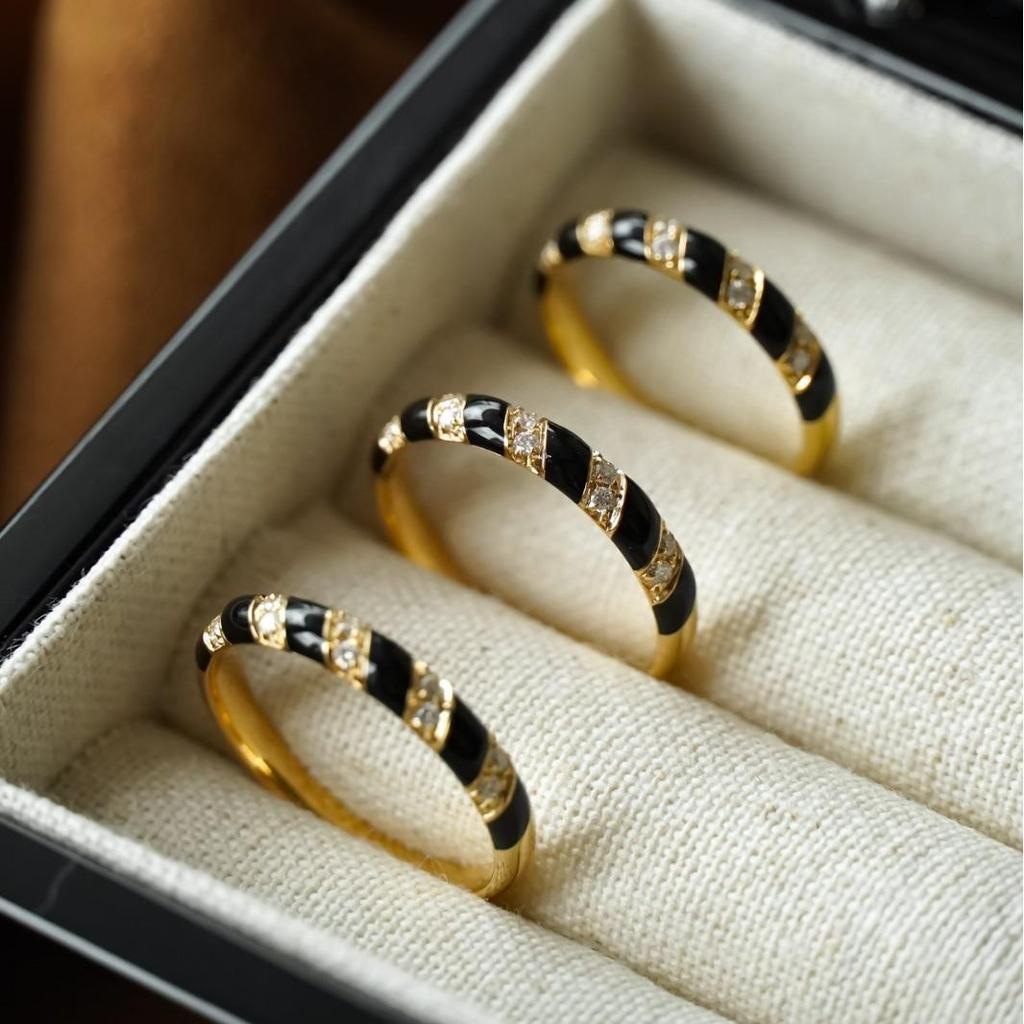 Red Elk s925 Sterling Silver Black & White Ring, Simple Versatile Fashion Jewelry for Women.