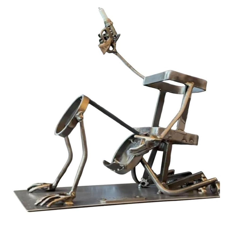 Retro Metal Red Wine Rack Beer Whisky Wine Bottle Display Rack Stand Skull Metal Wine Rack Funny Metal Skull Skeleton Bar Decor