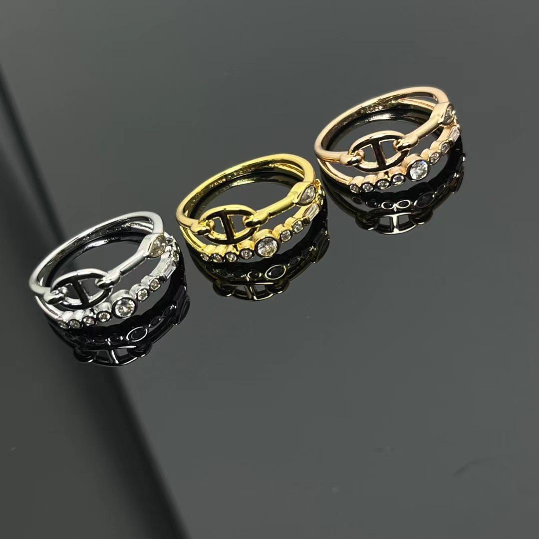 

V Gold Double Layer Openwork Pig Nose Index Ring with Diamonds - Luxurious and Versatile Classic Size 6 платиновий
