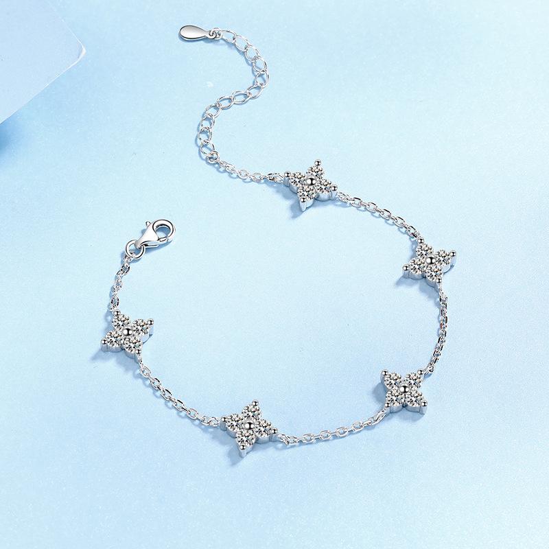 S925 Sterling Silver Moissanite Hand Jewelry Women's Four-leaf Clover Bracelet Plated with Pt950 Gold As A Gift for Your Girlfriend