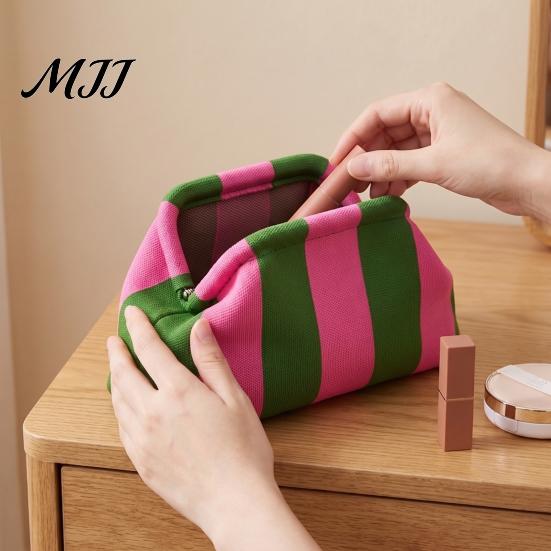 Daily Travel Toiletry Organizer Snap Shut Makeup Bag, Striped Knitted Clutch Pouch, Stylish Small Cosmetic Pouch for Purse Wide Open Brushes