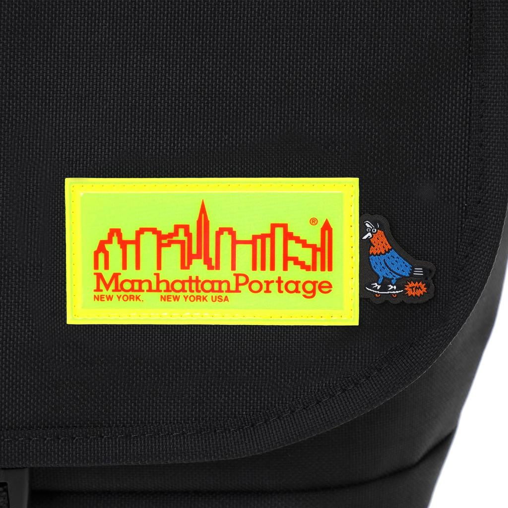 Manhattan Portage MP1605JRBPDLVLTMP Nylon Messenger Bag JR BP WDIV LVL TMP Schwarz