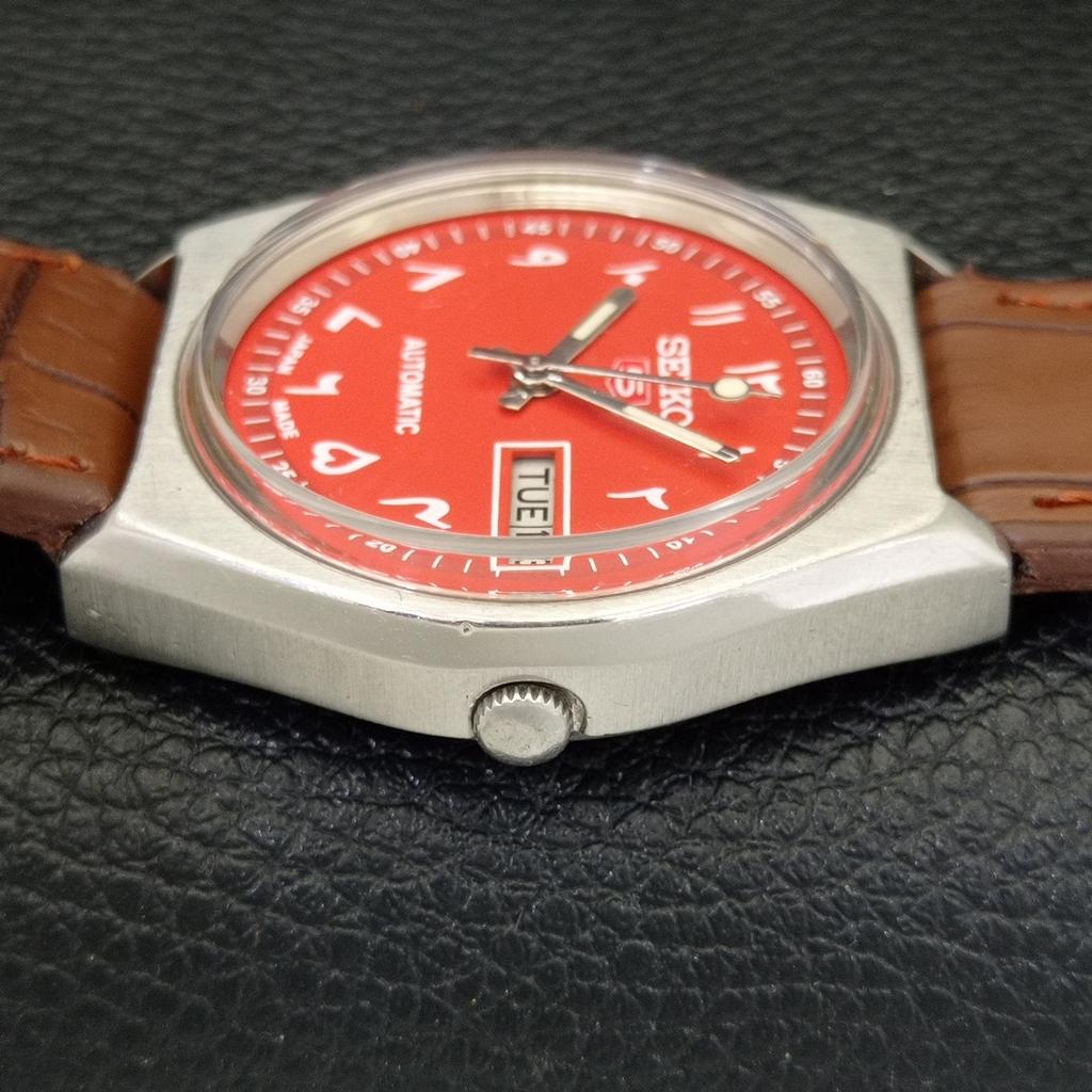 AUTOMATIC VINTAGE SEIKO 5 JAPAN 6309A MENS ARABIC RED COLOR DIAL WATCH a701280-5 R206a-a701280