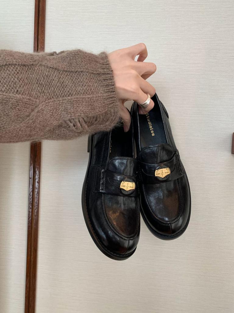 Su Yinyin's same style~ 2025 new horse skin retro polishing small gold coin thick heel loafers women's polishing process