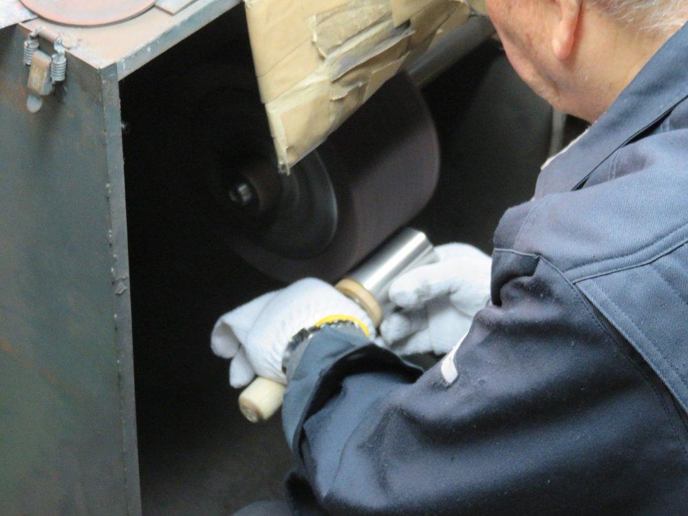 Bonmac Bonmac Coffee Mill Ceramic Hand Mill Silver Main Body Diameter X Height When the Handle Is Width X Height CM-02S Size Only 5.4 15.1cm,