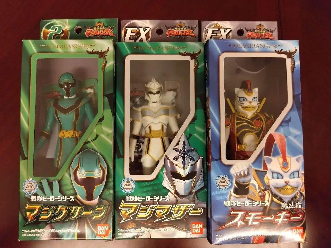 

[Б/У] Фигурка Mahou Sentai Magiranger Магимать Смоки Маги Зеленый