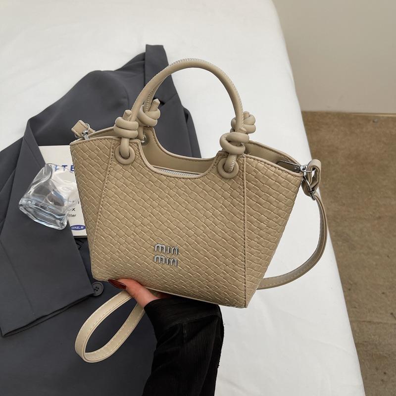 

Нишевые плетеные сумки женские новые летние универсальные сумки-мессенджеры модные сумки-тоут сумки-ведра хаки