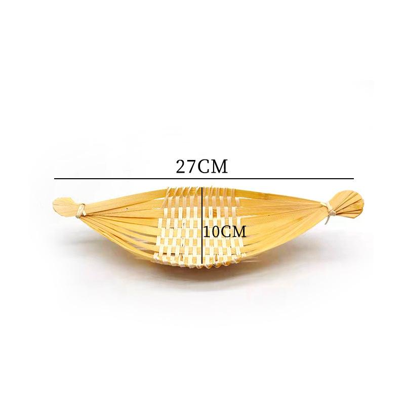 

Japanese Korean Sashimi Boat Shaped Bamboo Weave Tailed Basket Plate for Snacks Desserts