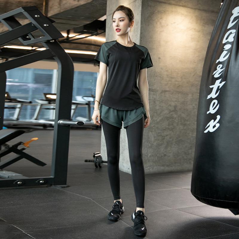 

Жіночий літній сітчастий костюм для йоги: Дихаючий, швидковисихаючий комплект для фітнесу з короткими рукавами та штучними двосекційними штанами. L