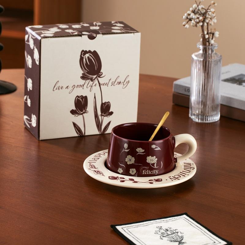 Flower Cup and Saucer Set To Cup Gift Box Light Luxury Coffee Cup Couple Ceramic Mug with Lid Spoon Souvenir Gift