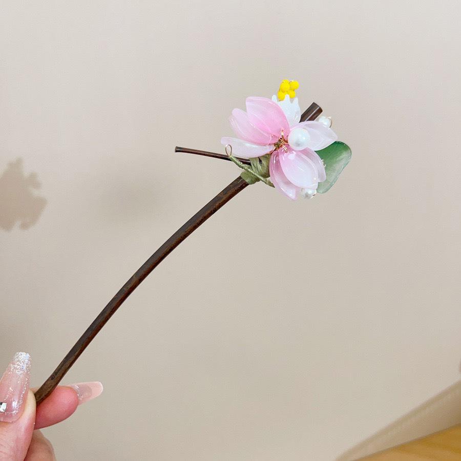 Chinese Style Hanfu Hairpin Set for Girls - Includes Hair Clips, Swaying Tassels, and Butterfly Accessories