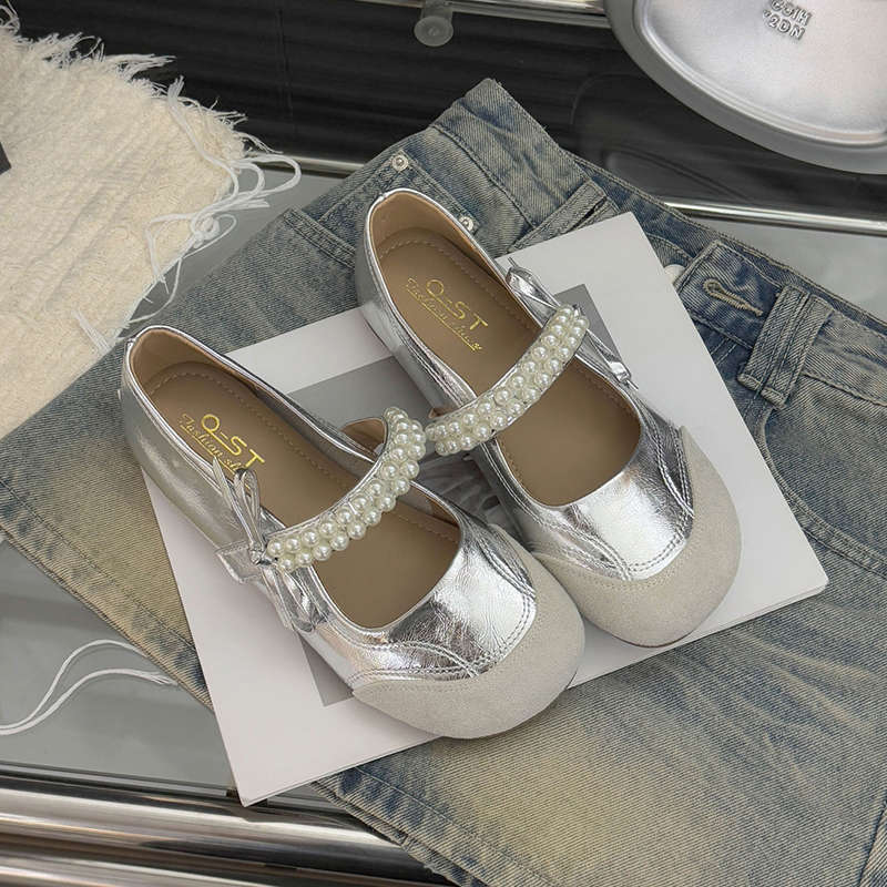 

French flat-bottomed silver Mary Jane shoes women s summer new beautiful pearl with skirt evening fairy style single shoes 40 серебряный