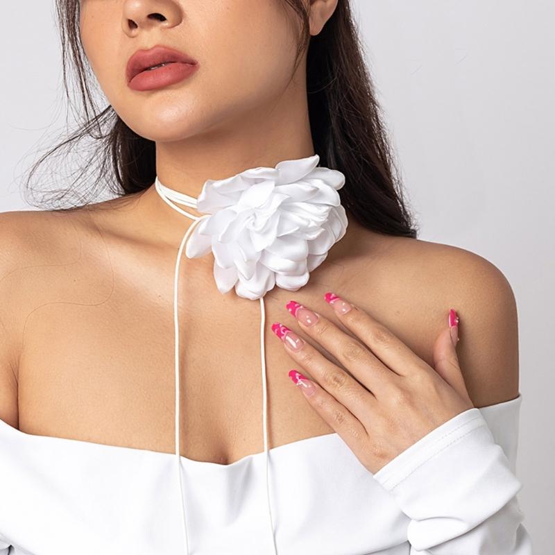 Elegant Rose Flower Clavicle Chain All-matched Necklace Women Bridal Adjustable Choker Mariage Jewelry Y2K Accessories