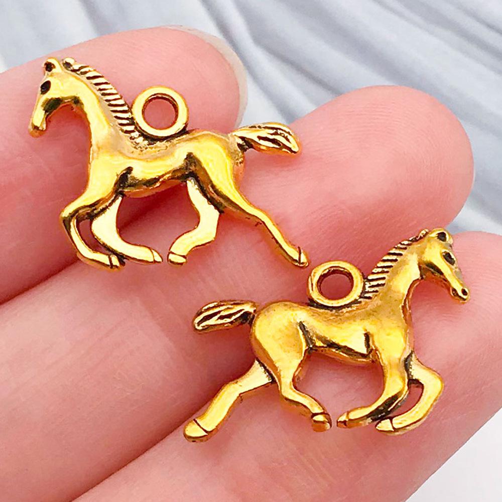 Cross-border Cowboy Western Bracelet: Horseshoe, Hat, Cactus Alloy Pendants for DIY Jewelry.