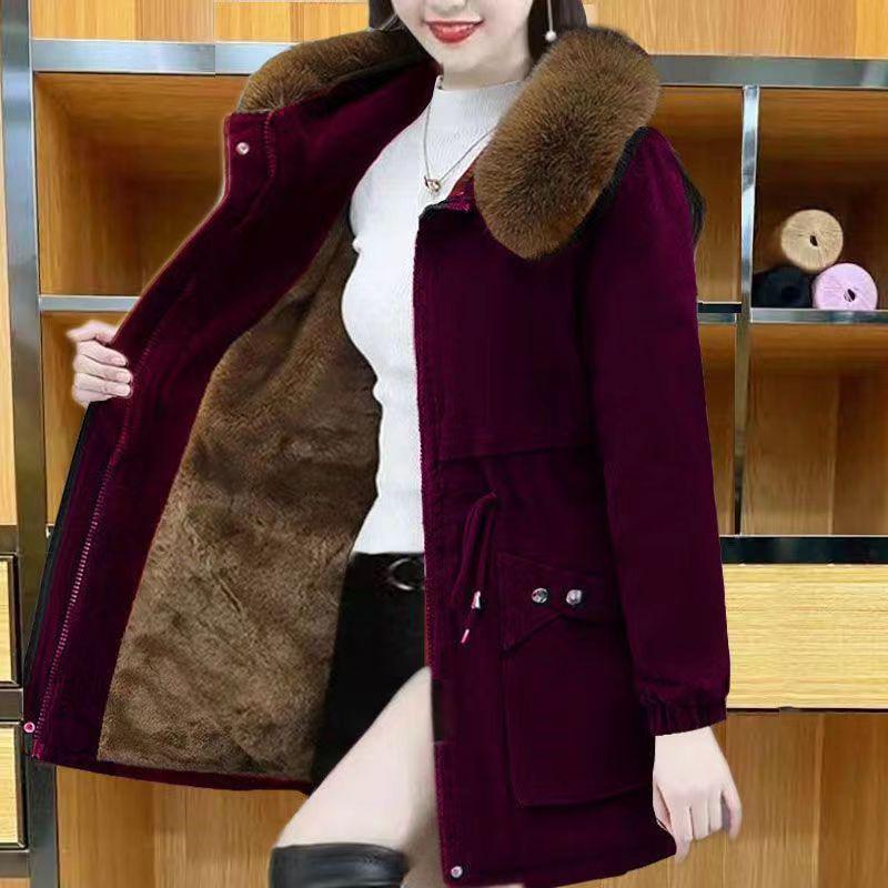 Women's Winter Velvet-Thickened Cotton Coat: 2026 Fashion, Cold-Resistant, Warm Mother's Jacket