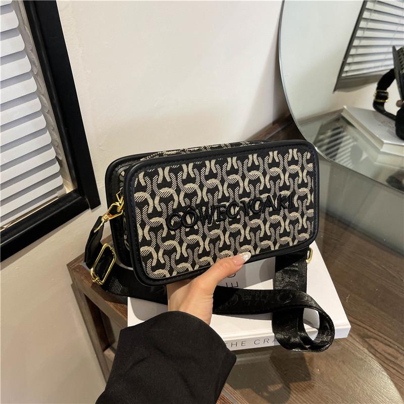 

New fashion niche design popular mix and match contrasting color camera bag shoulder crossbody trendy women s bag