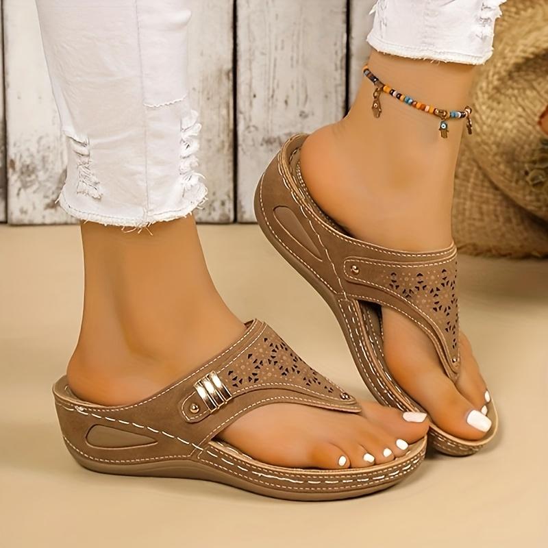 Elegant Women's Slide Sandals Comfortable Mid-Heel Round Toe Design, Easy Slip-On Casual Shoes