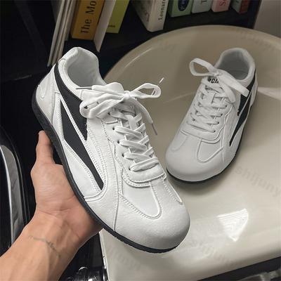 Herrenschuhe – Sportschuhe