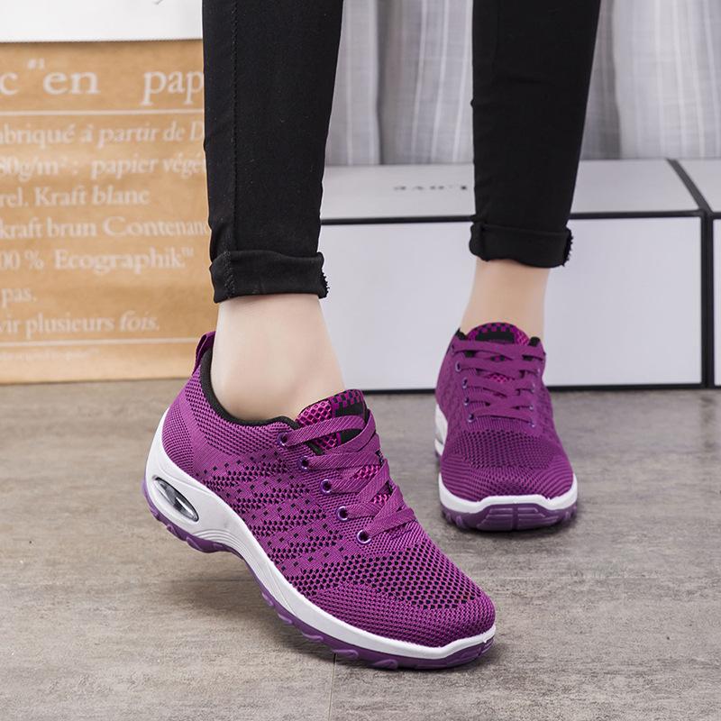 Mom shoes summer new comfortable and breathable casual shoes air cushion sole fly weaver