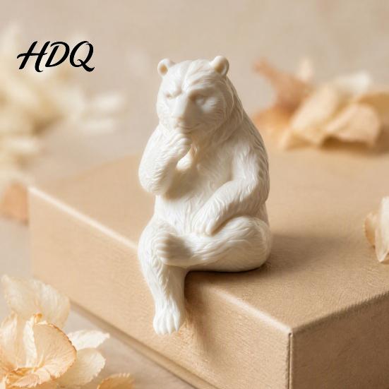 Creative Gifts for Animal Lovers 3D Print Bear Figurine Statue Matte Resin Relief Sculpture Nordic Office Desk Aesthetic Decorations Minimalist