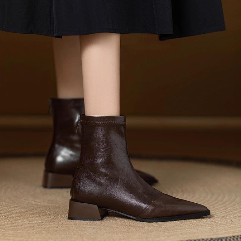 Women Pointed Ankle Boots Mid Heels Pointed Leather Sexy Chelsea Boots Trend Design Winter New Pumps Designer Short Botas Mujer