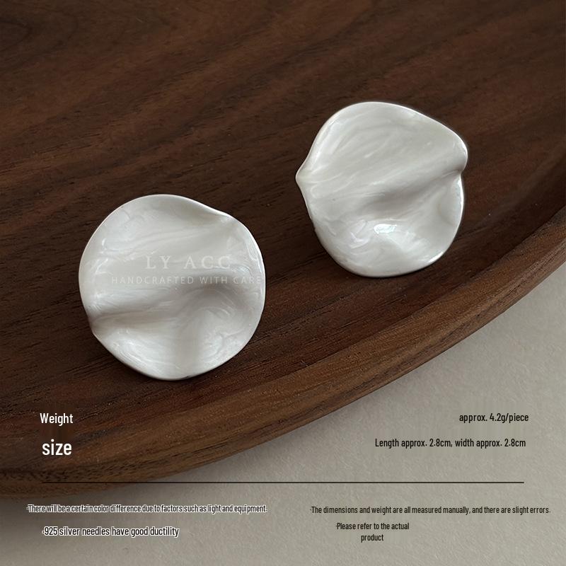 Elegant European & American Drip Oil Round Earrings - Versatile, Chic, High-End Fashion for Women