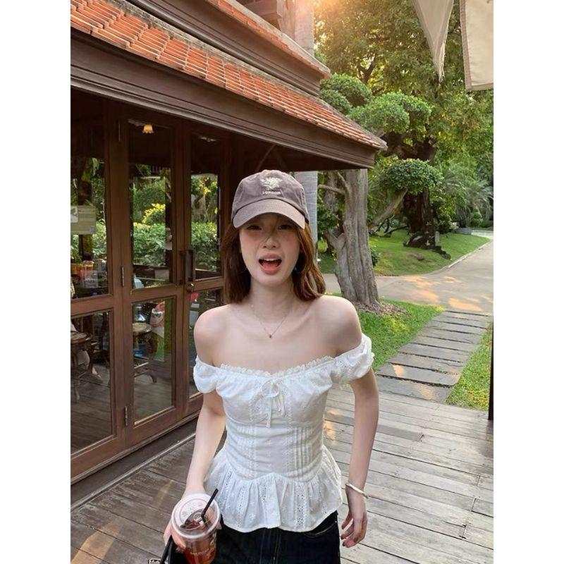 Moon White Tea Super Nice French style Pure Desire Style Sweet Lace Design Sense Waist Hugging Puff sleeve off-Shoulder Top