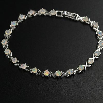Bracciale in argento sterling 925 con opale design croce opale naturale rotondo 4mm pietra preziosa gioielleria per donne ragazze abbigliamento quotidiano bel regalo di compleanno