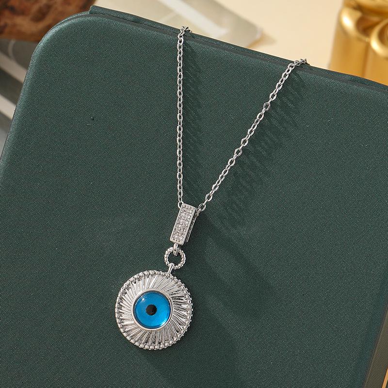 Beliebte Halskette mit blauem bösen Blick aus Titanstahl für Damen – Vielseitiger und personalisierter Schlüsselbeinkettenschmuck