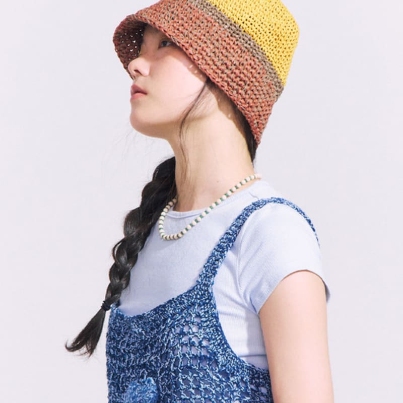 MISU A BARBE BLOCKED BUCKET MUSTARD