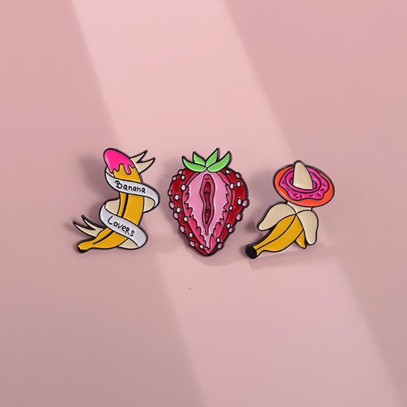 Unique Stylish And Fruit Themed Alloy Brooches With Colorful Strawberry And Banana Patterns For Accessories Trendy