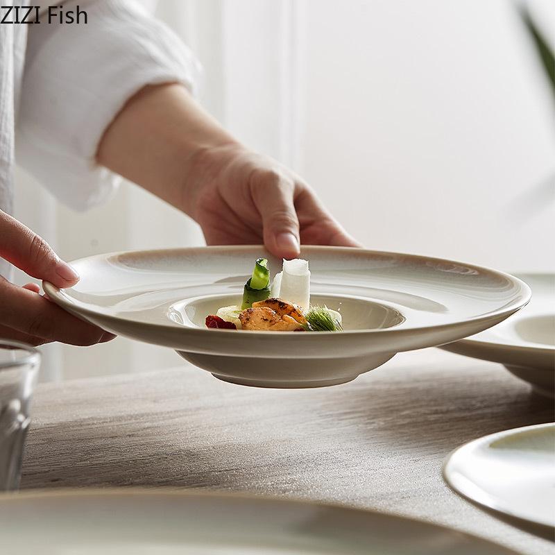 Hotelová restaurace Molekulární kuchyně Dezertní talíř Kreativní keramické nádobí na vaření Domácí snídaně Těstoviny Salát Talíř Nádobí