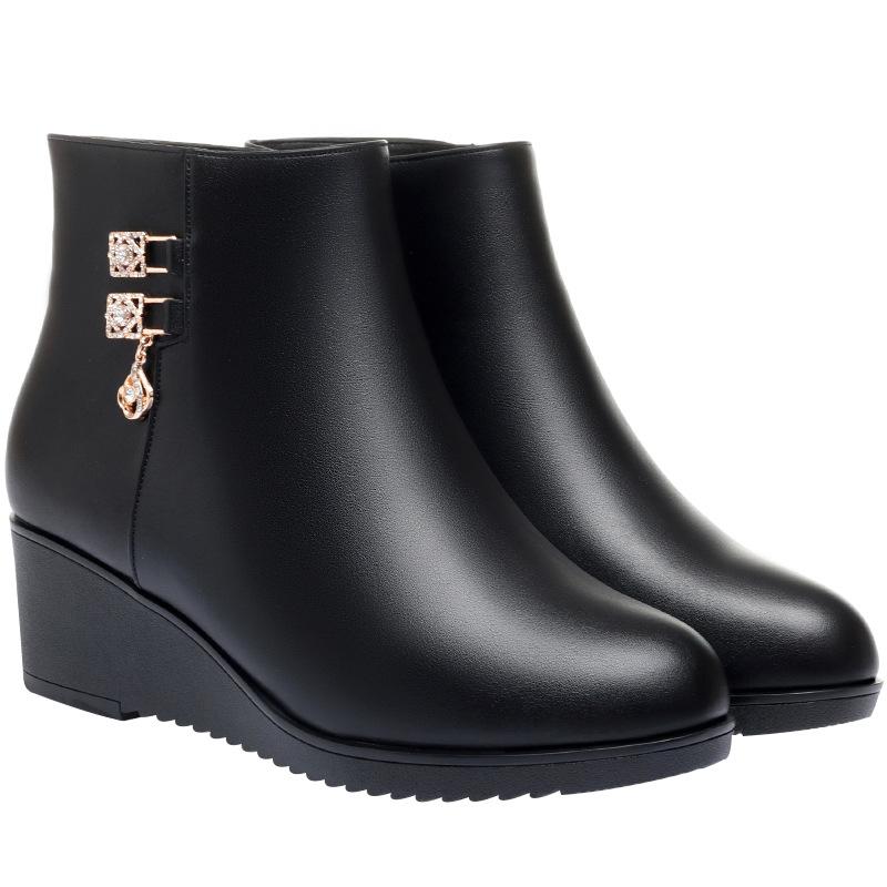 Protiskluzová měkká podrážka klínový podpatek bavlněné boty zvyšující dámské kožené boty sametové podzimní a zimní ploché kotníčkové boty