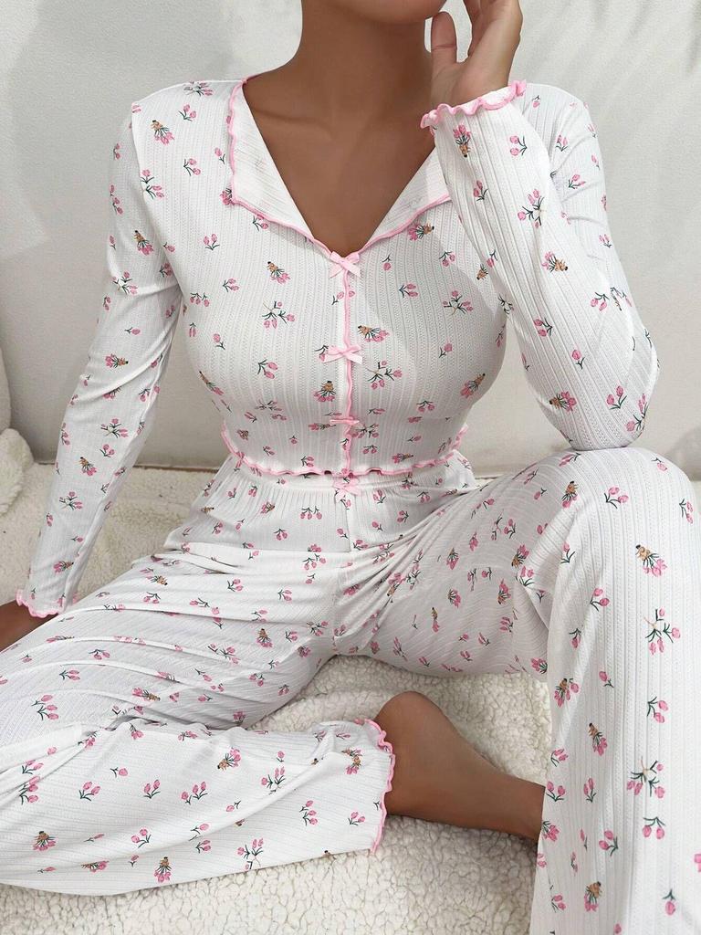 Women's European & American Style Printed Pajama Set: Long Sleeve Top & Long Pants, Casual Home Wear, Wearable Outdoors.