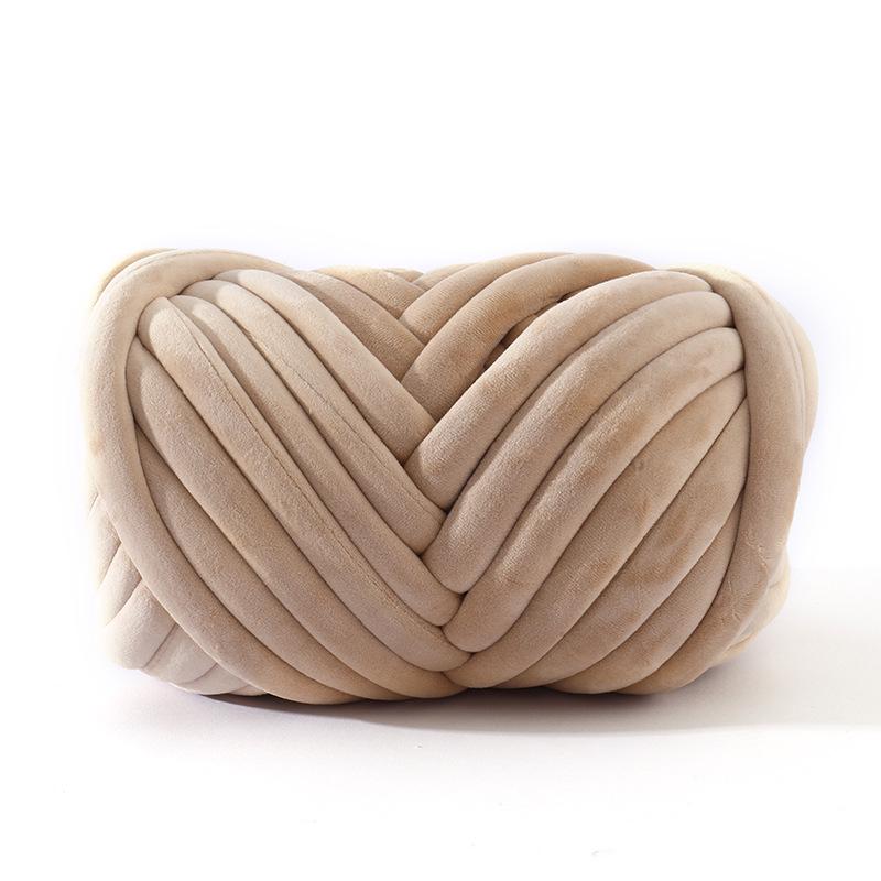 New Velvet Core-Spun Yarn for DIY: 3cm Thick Handmade Blanket, Pillow, Wool Fabric, Strip Yarn, Cat Bed.