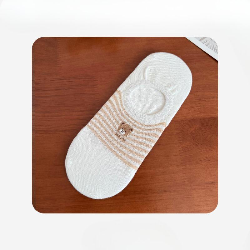 Female Spring and Summer Embroidery Bear Thin Silicone Non Slip Sweat Absorption Breathable Heel Socks