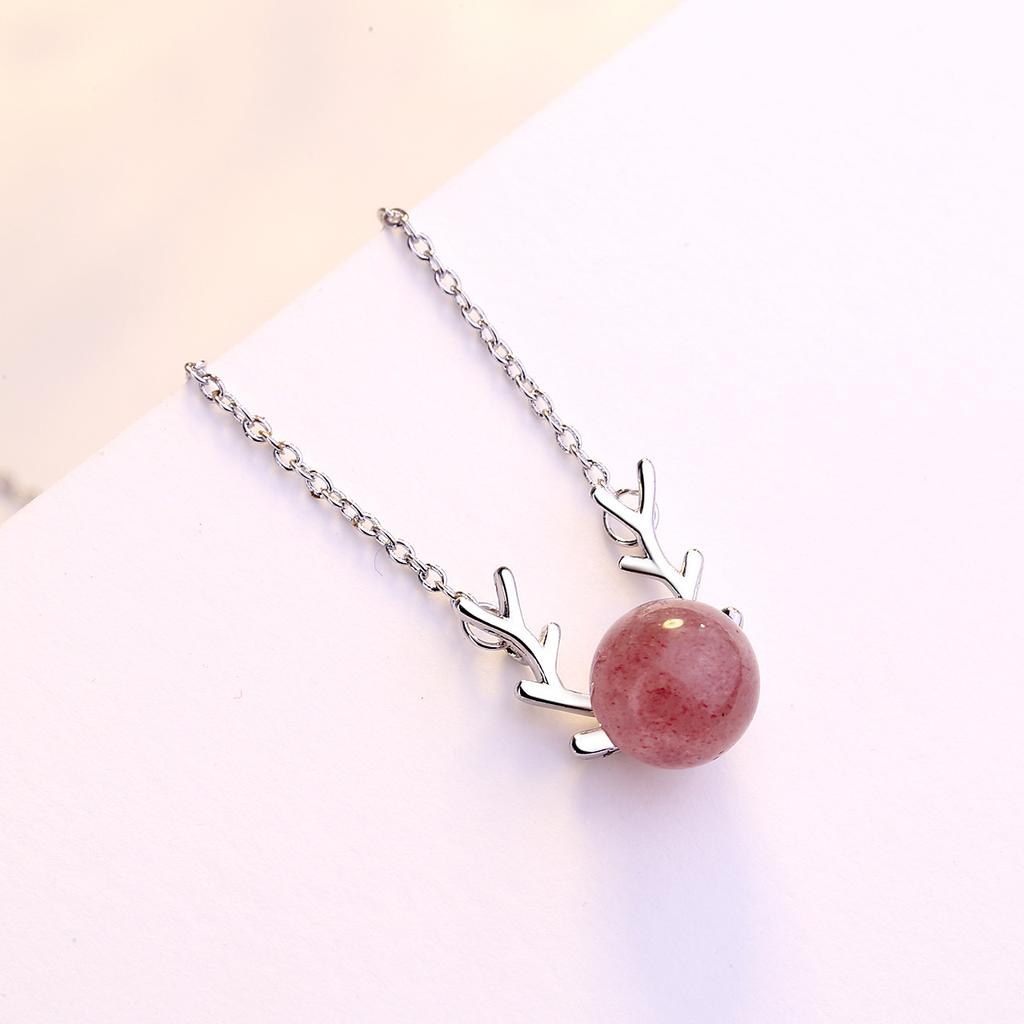 Necklace Women's Fashion Temperament Has Your Antlers Chain Christmas Pendant Collarbone Chain Jewelry All the Way