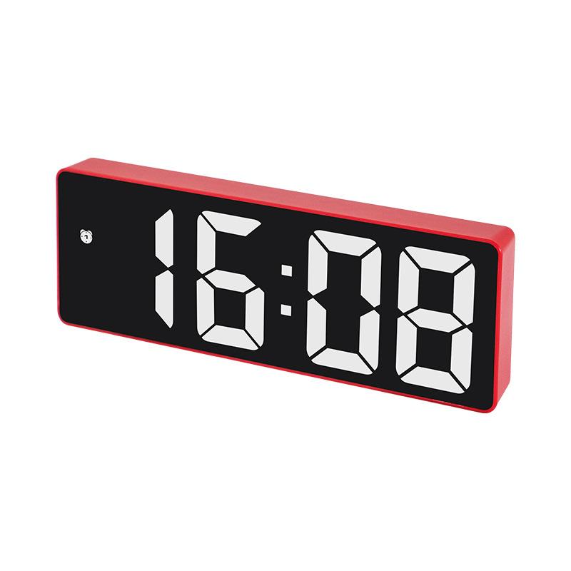 LED Electronic Alarm Clock Simple Style Clock Battery Plug-in Dual-purpose Clock Time 0712